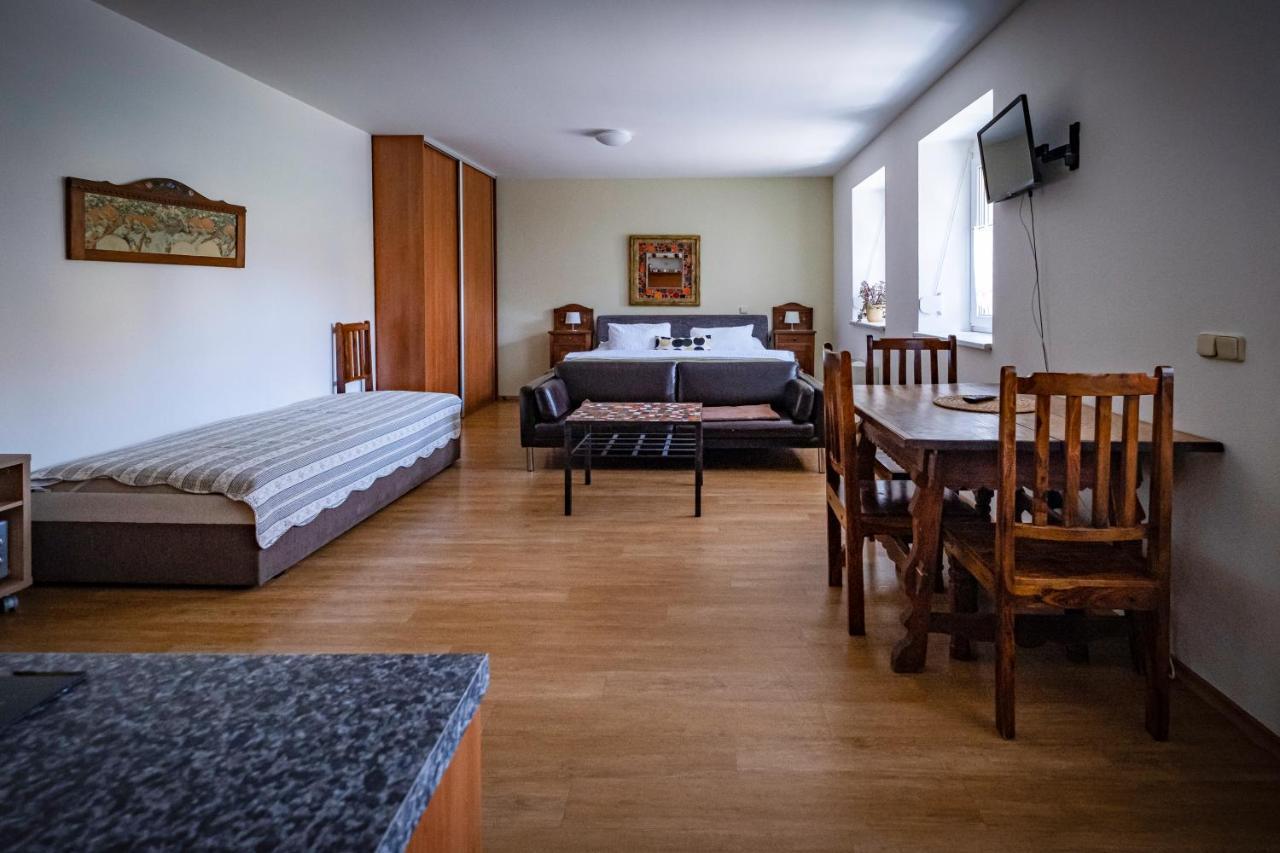 Apartmany Gulliver Mikulov Exterior foto