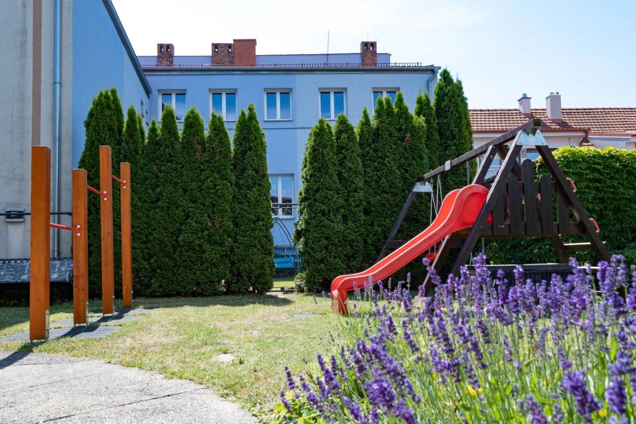 Apartmany Gulliver Mikulov Exterior foto