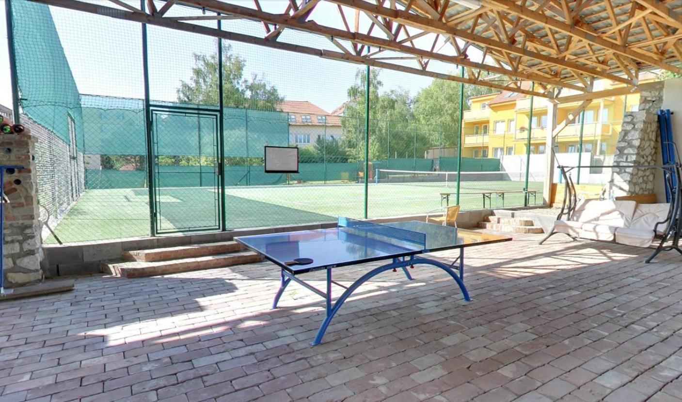 Apartmany Gulliver Mikulov Exterior foto